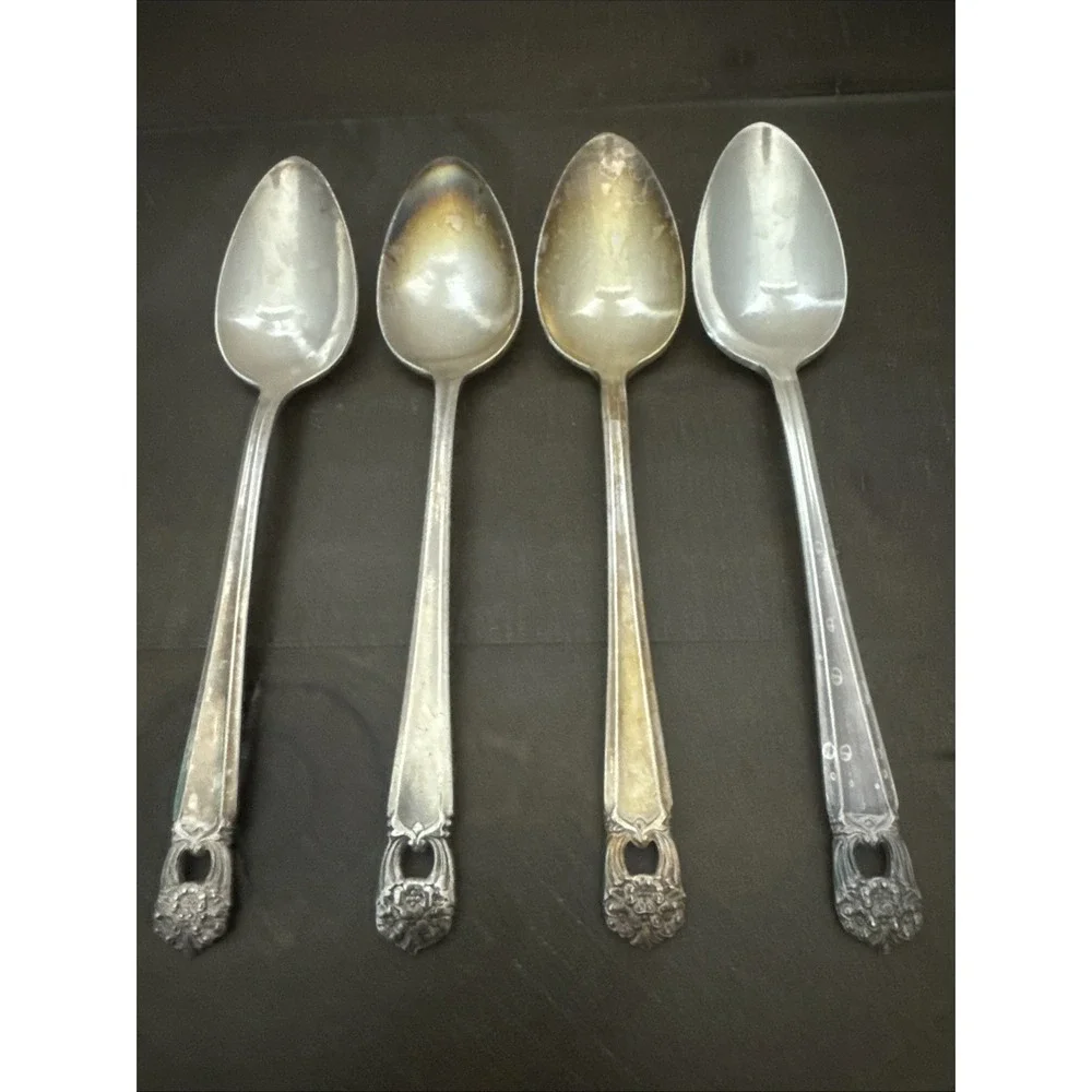 ETERNALLY YOURS 1847 Rogers Bros. Silver Plate Teaspoons 6-1/8
